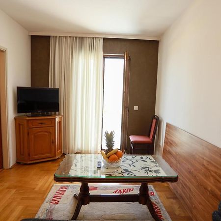 Apartments Cebra 赫尔采格诺维 外观 照片
